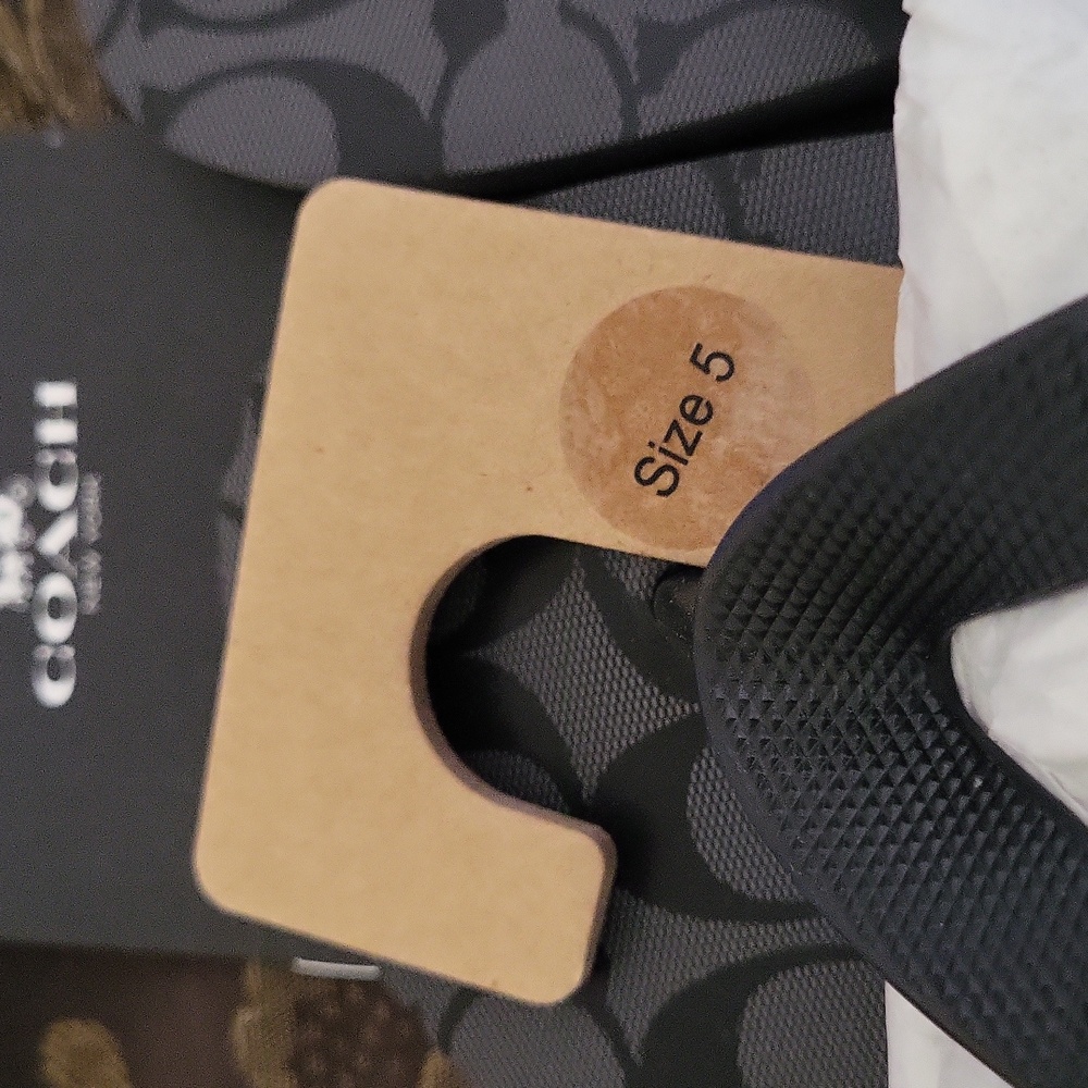 Coach  sig flip flops bagged tagged instructions black grey - Picture 3 of 6